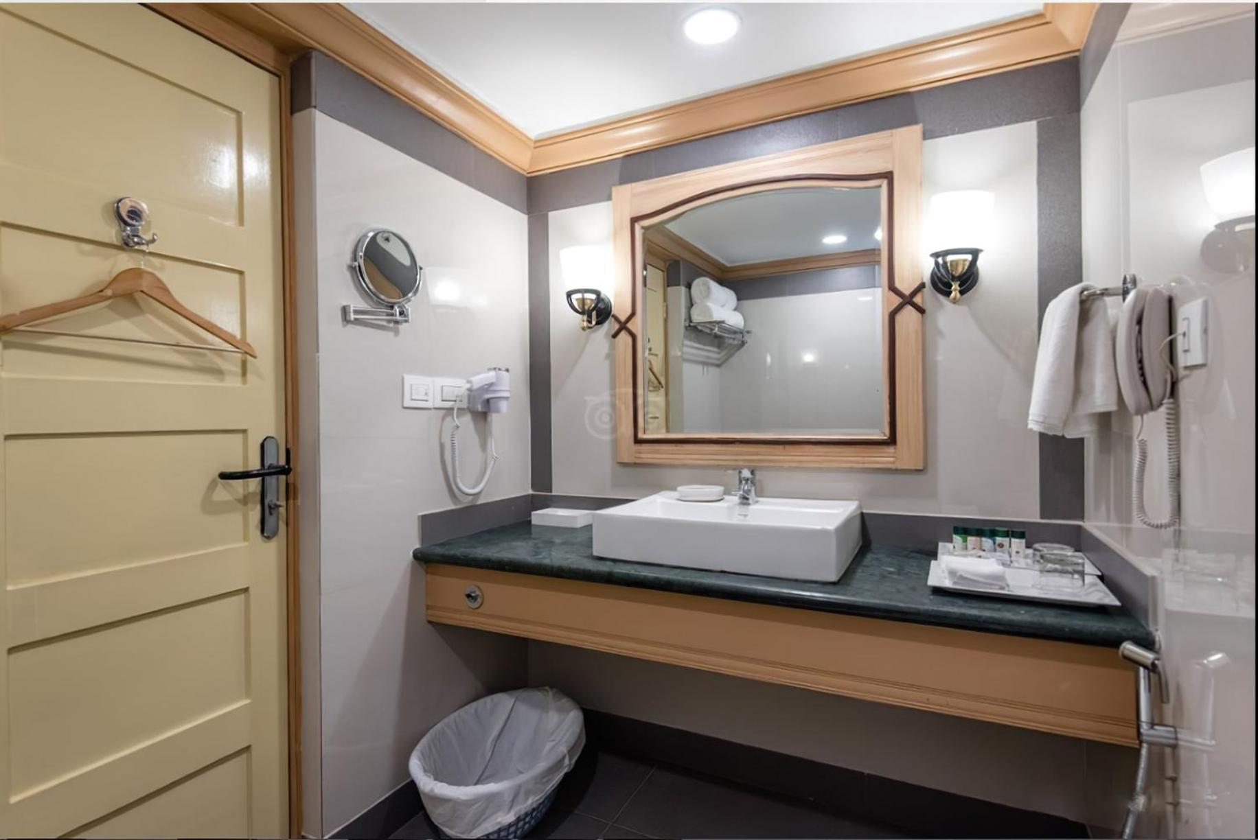 Fortune Resort Sullivan Court, Ooty - Member Itc Hotels' Group Экстерьер фото